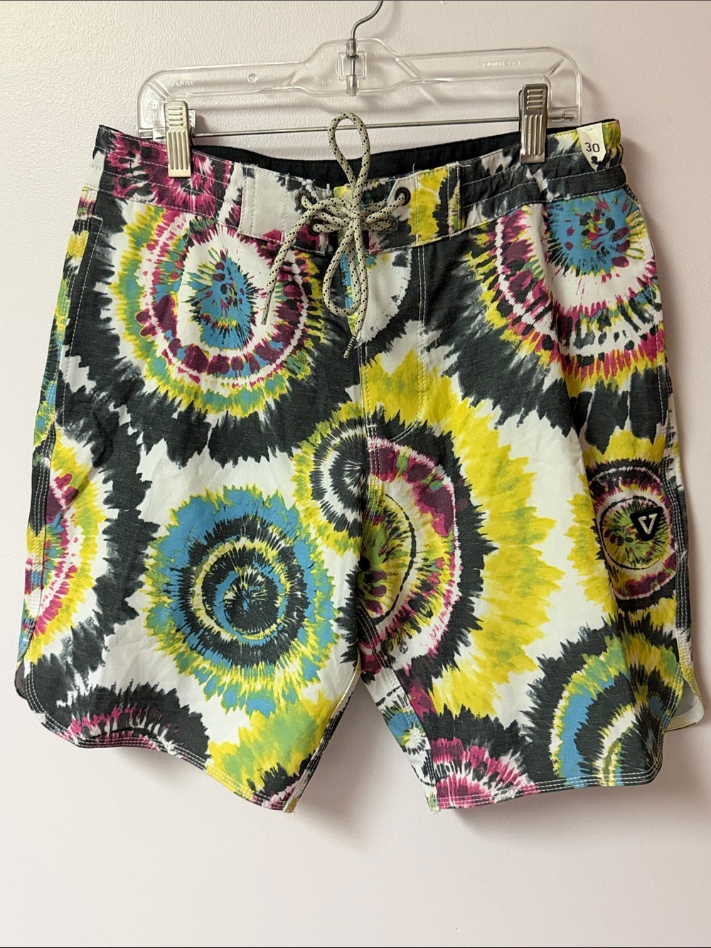 NWT VISSLA Men's Tie-Dye Board Shorts — Yellow, Blue, Pink, Black